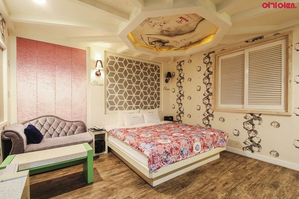 Show Hotel Пусан Экстерьер фото