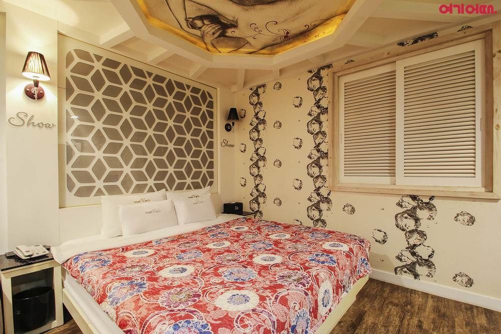 Show Hotel Пусан Экстерьер фото